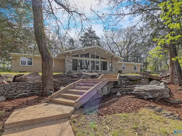 830 Tannahill Dr SE, Huntsville, AL 35802