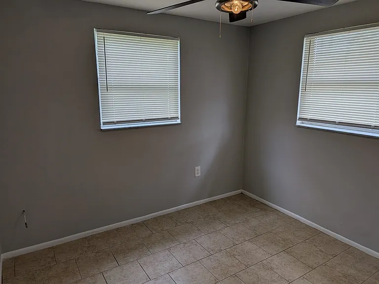 9415 Eastfield Rd #B — Photo 9