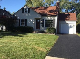 1600 College Hill Dr, Columbus, OH 43221