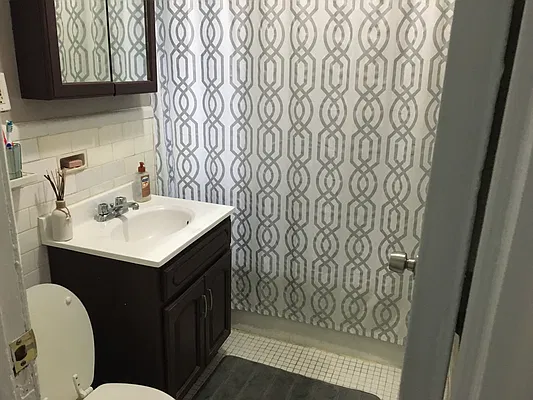 Rented by Friedman Roth Realty | media 11