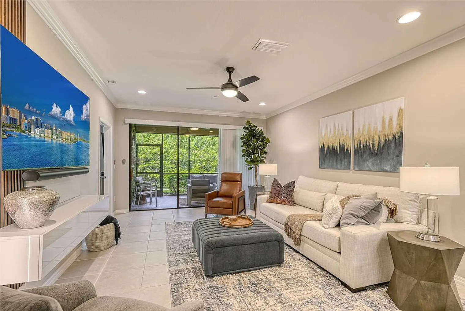 2 bed, 2.0 bath, $4,387 — Photo 1