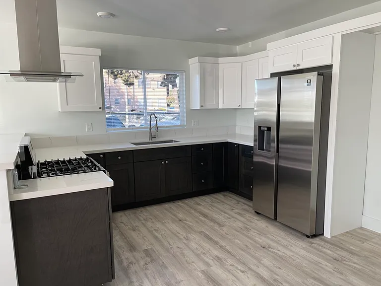 4606 S Normandie Ave #4606 — Photo 5
