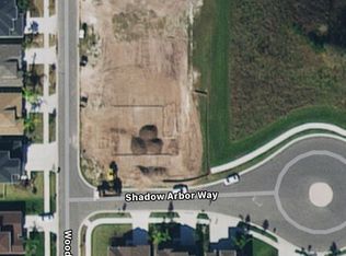 17905 Woodland View Dr, Lutz, FL 33548