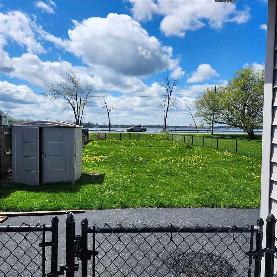 1 bed, 1.0 bath, 656 sqft, $2,250 — Photo 2