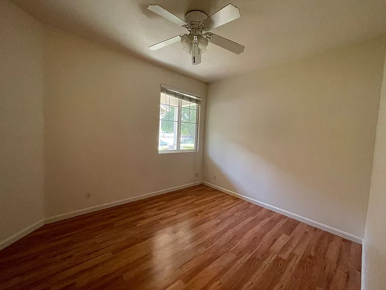 3976 Anastasia Ln — Photo 9