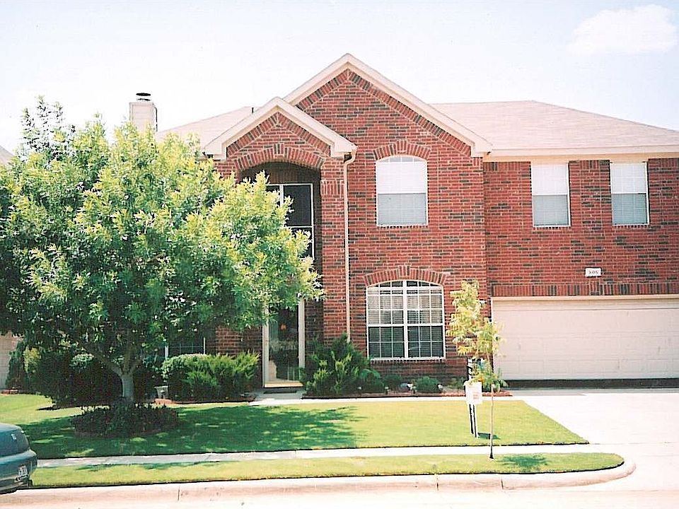 1st image of 305 E Clover Park Dr