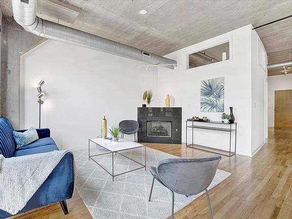 4th image of 1151 W 15th St Unit 233