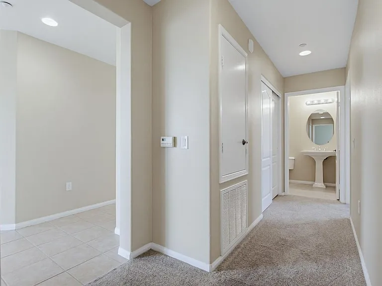 823 Kalpati Cir #201 — Photo 27