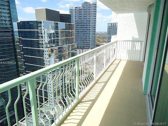 3rd image of 1200 Brickell Bay Dr APT 3821