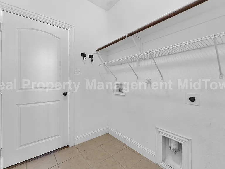 4106 Horseshoe Ln — Photo 41