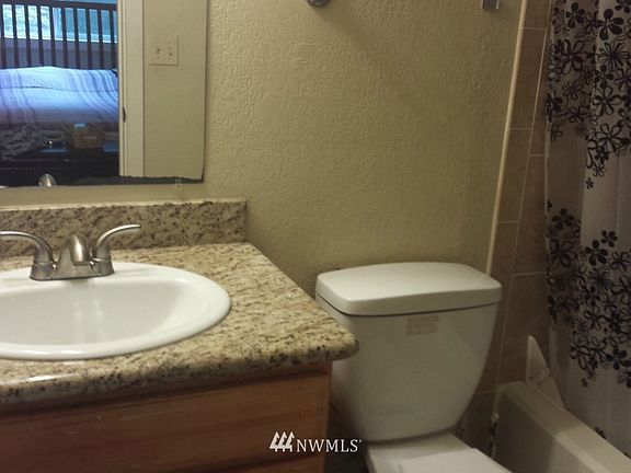 5th image of 16200 NE 12th Court #A10