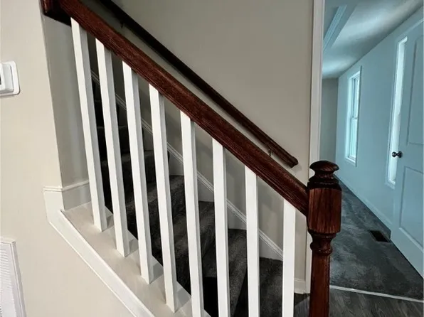 102 Russells Way, Farmville, VA 23901