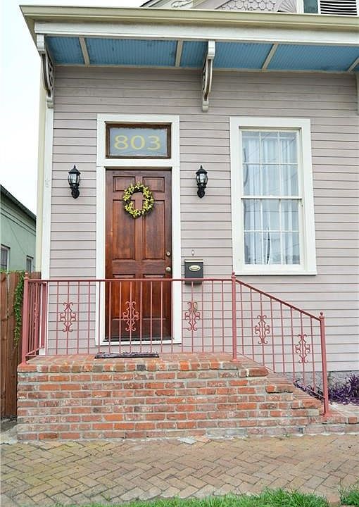 1st image of 803 4th St
