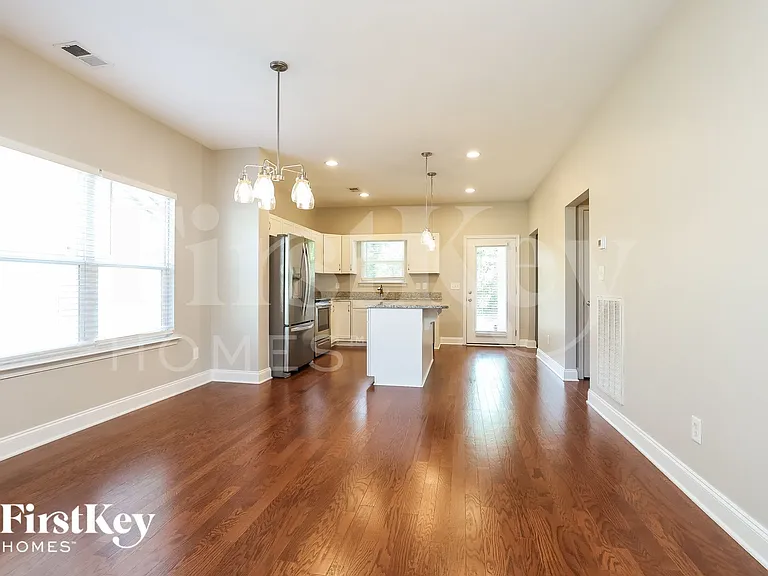 286 Telavera Dr — Photo 5