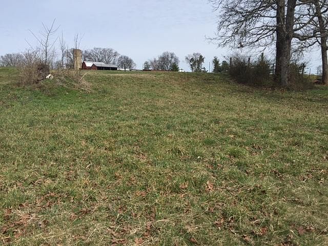 2nd image of 3601 Wadsworth Dr