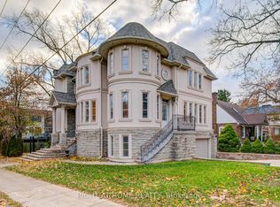 125 Kingsdale Ave, Toronto, ON M2N 3W5