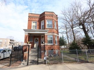 1418 E 69th Pl, Chicago, IL 60637