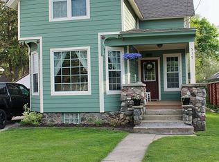 539 Summit Ave, Oconomowoc, WI