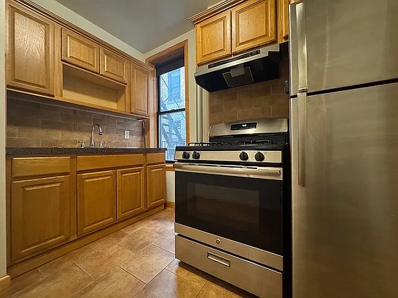2nd image of 81 Cabrini Blvd #C3