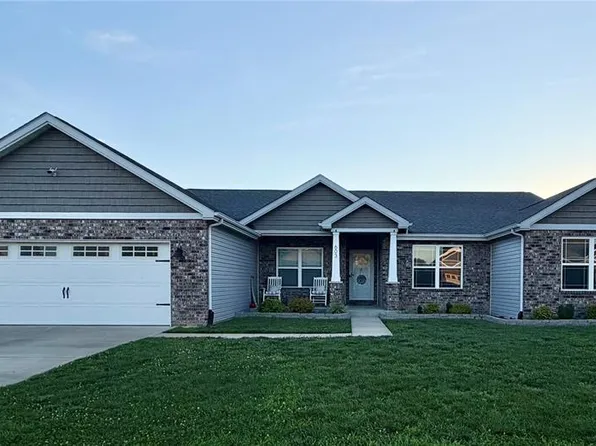 603 Mortar St, Mascoutah, IL 62258