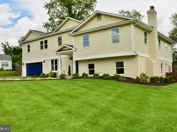 2415 Rocky Branch Rd, Vienna, VA 22181