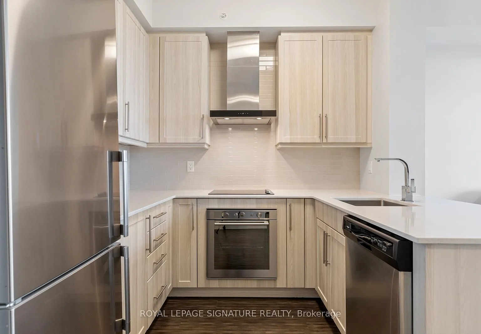 1 bed, $2,300 — Photo 4