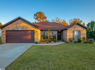1808 Auburn Hills Dr, Benton, AR 72015