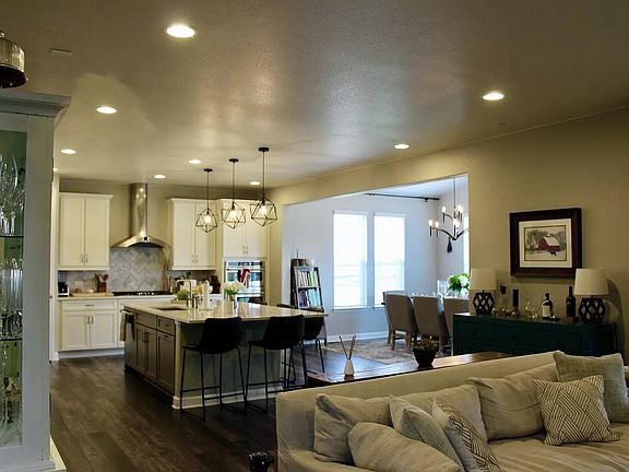 4th image of 4541 Prairie River Ct