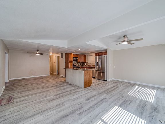 5th image of 8285 S Smoketree Lane