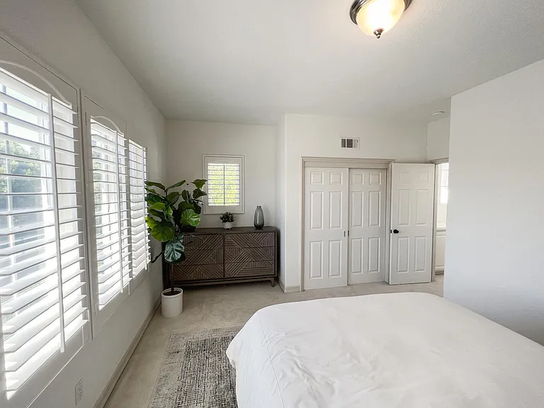 Whitesands Dr — Photo 44