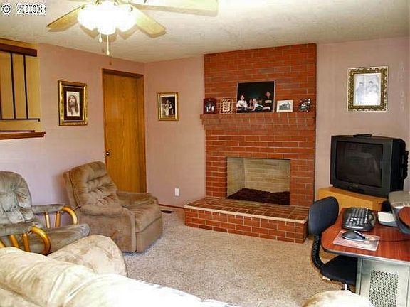 1108 Risden Pl., Eugene