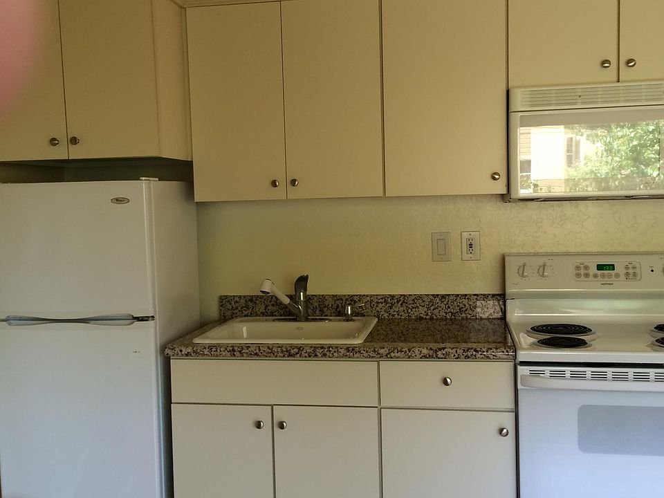 1st image of 1632 10th Ave APT A