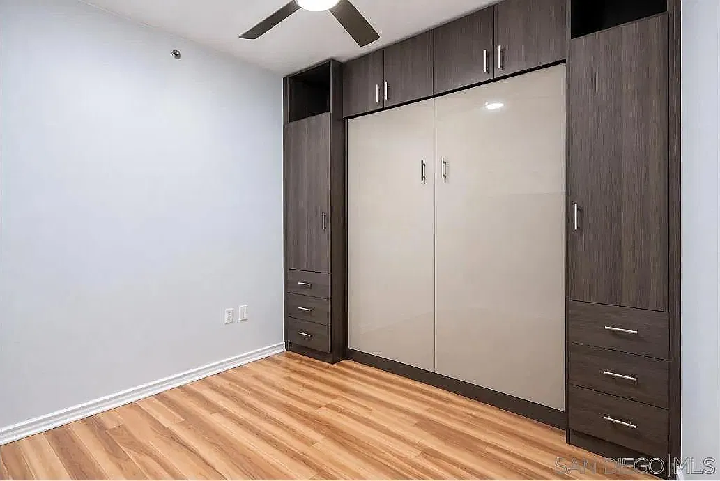 1 bed, 943 sqft, $3,450 — Photo 4
