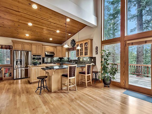 2nd image of 10771 Silver Spur Dr