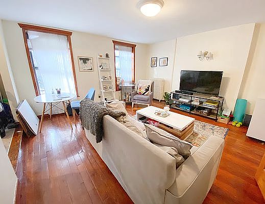 1st image of 305 Atlantic Ave #2A