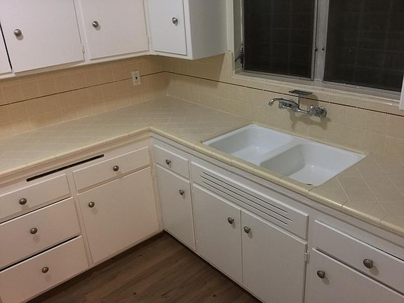 4th image of 1230 S Westgate Ave APT C