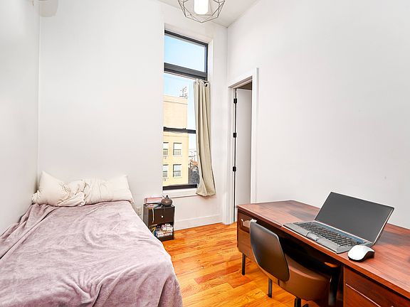 4th image of 238 Melrose St #3C
