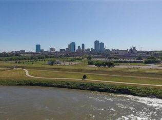 408 Rayner Ave, Fort Worth, TX 76111