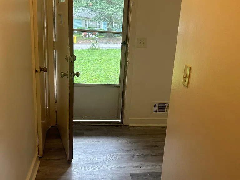 734 Magness Dr — Photo 15