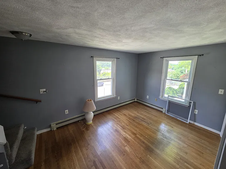 131 N Main St #5 — Photo 6