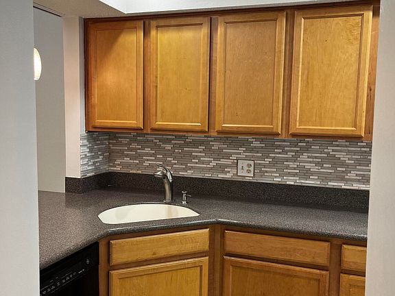 5th image of 144 Pasada Cir