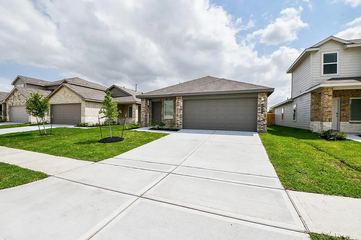 Building Photo - 2015 Sable Hollow Dr