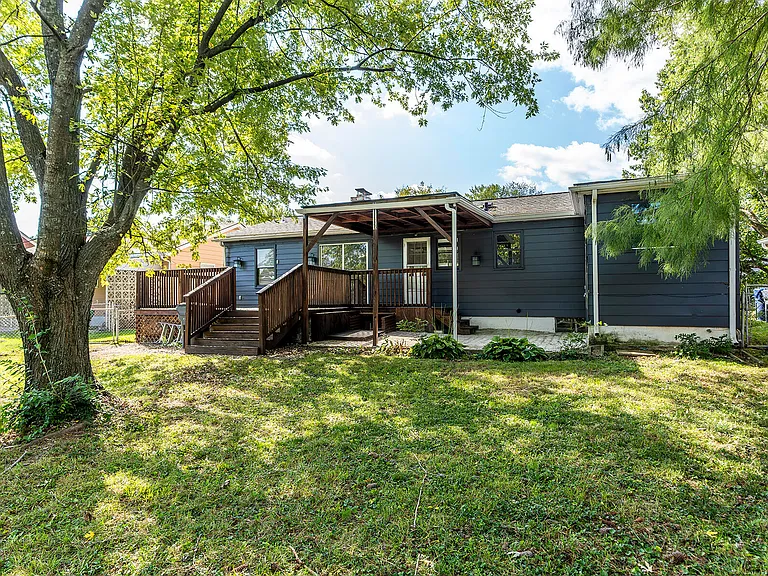 491 Stratford Dr — Photo 27