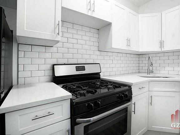 3rd image of 216 E 111th St #W
