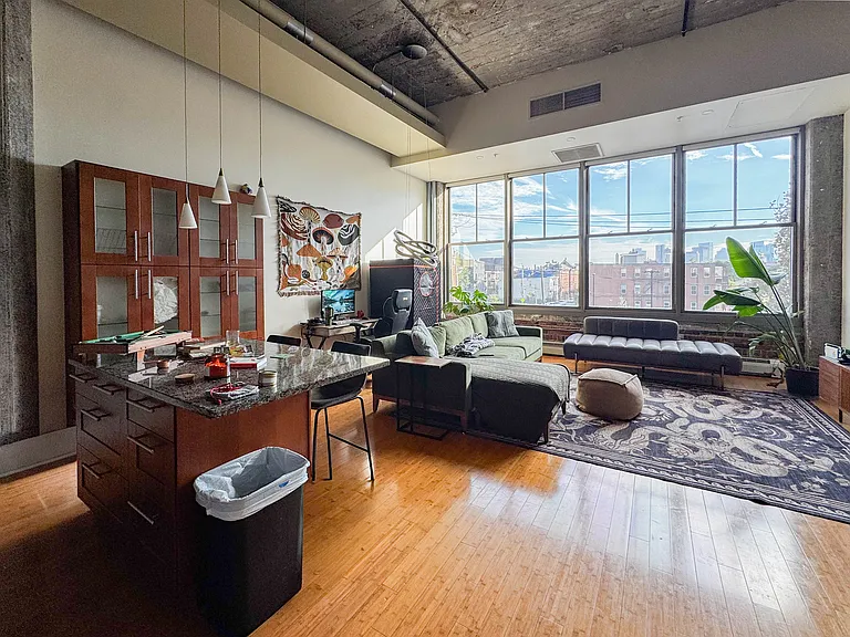 156 Porter St #206 — Photo 4