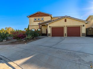 1084 Ridge Park Dr, Brawley, CA 92227