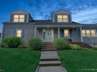 11 Laurel Ct, Belleville, NJ 07109