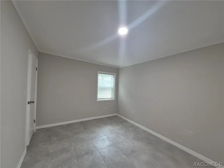 15 N Washington St — Photo 10