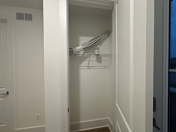 3rd image of 4805 Jackson Village Pkwy