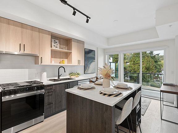2nd image of 1100 Clarke Rd #106